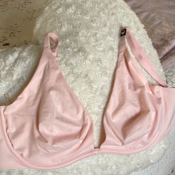 NWT VICTORIA SECRET Incredible Plunge Bra 36D Pink Unlined Underwired - Picture 5 of 11